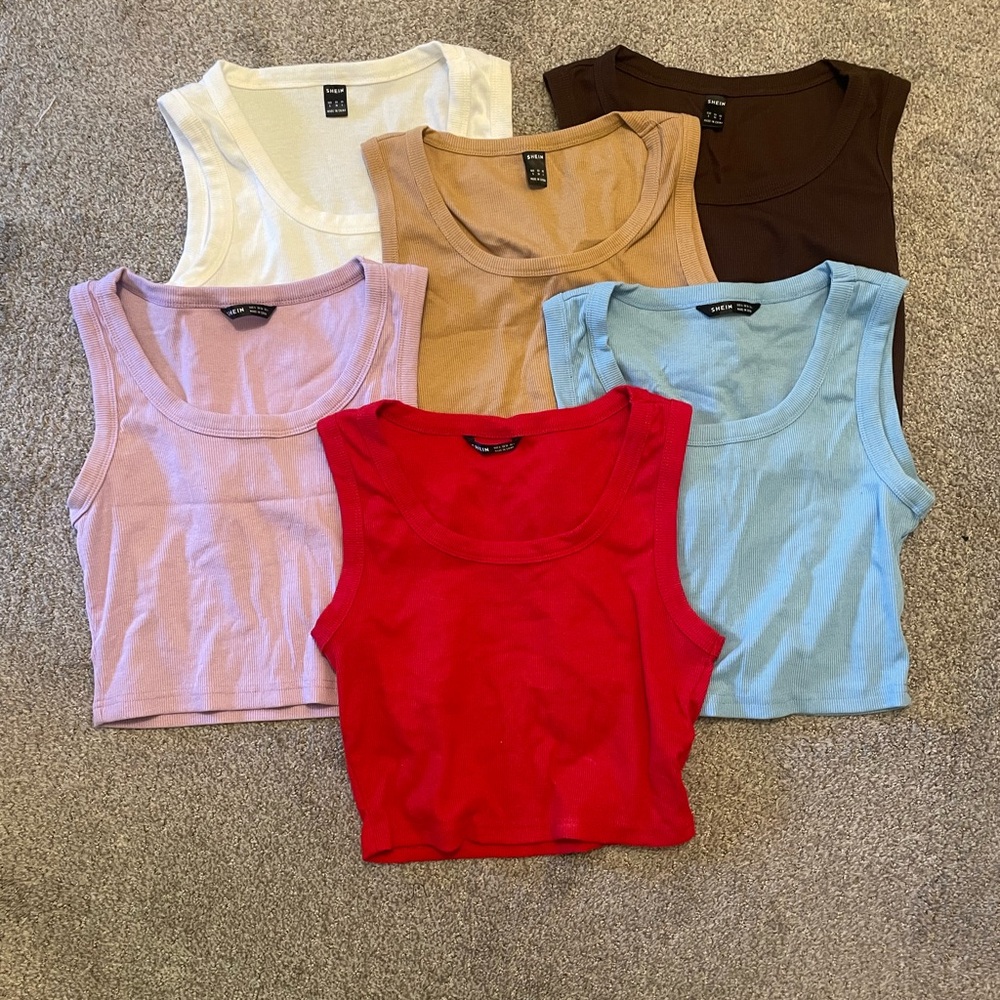 Set of Colored Crop Tanks
